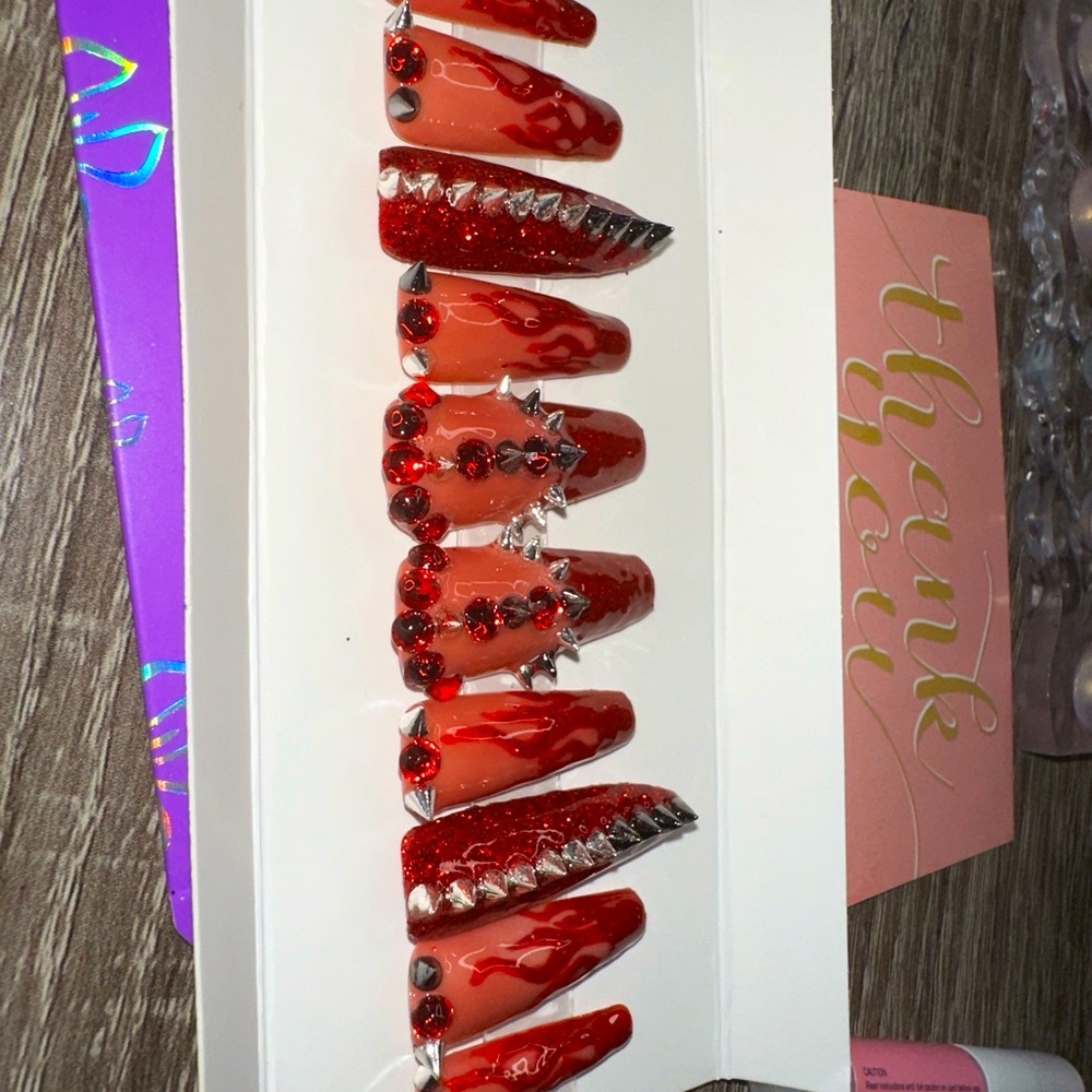 Red flames glitter spikes and bling!? Yes please! Gorgeous unique set!